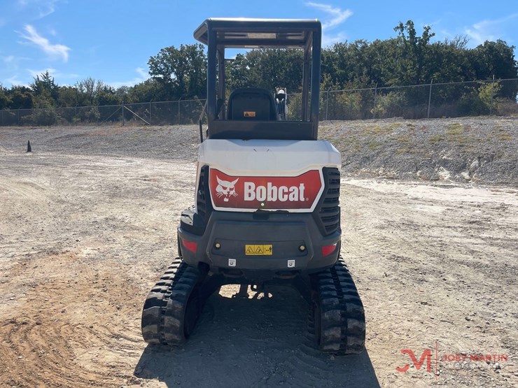 2021-bobcat-e26-image-8