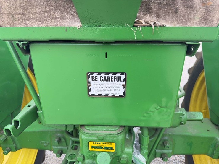 1953-john-deere-60-image-40