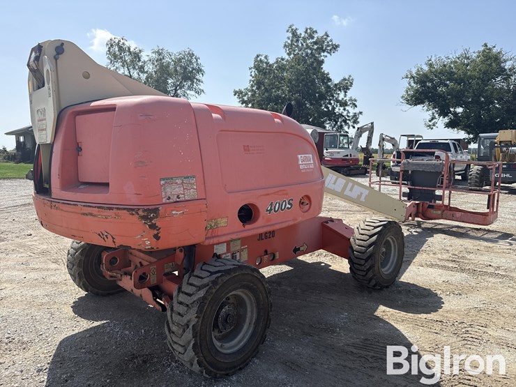 2002-jlg-400s-image-5