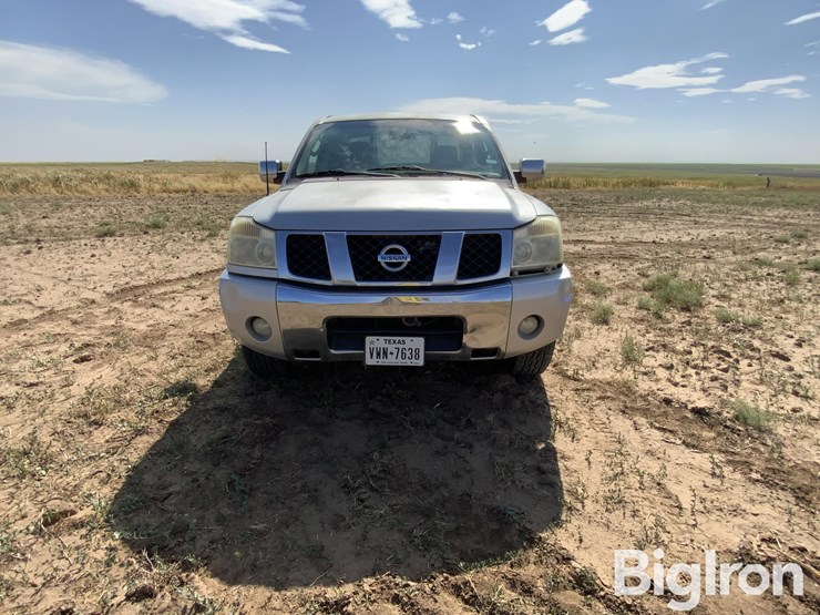 2007-nissan-titan-image-2