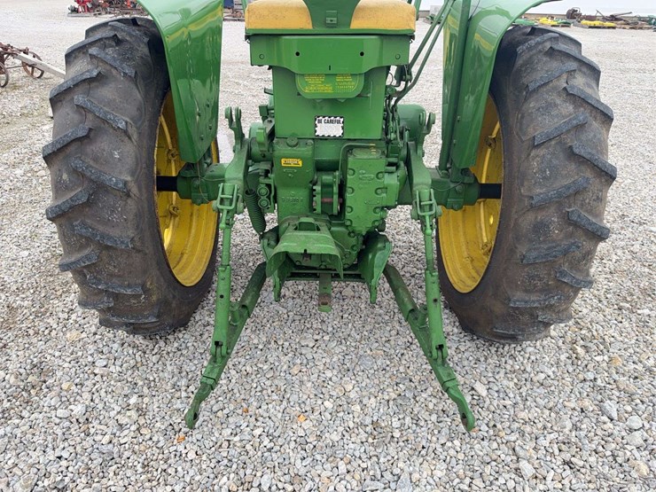 1957-john-deere-520-image-47