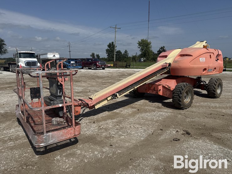 2002-jlg-400s-image-1