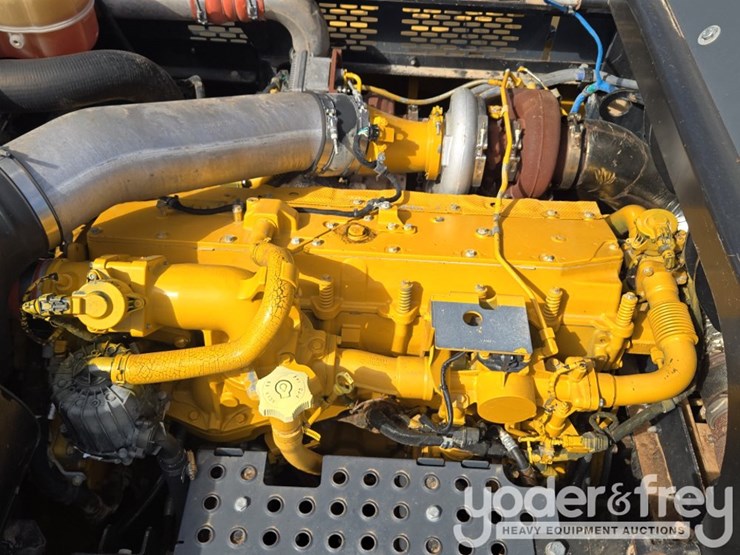 2019-deere-470g-lc-image-66
