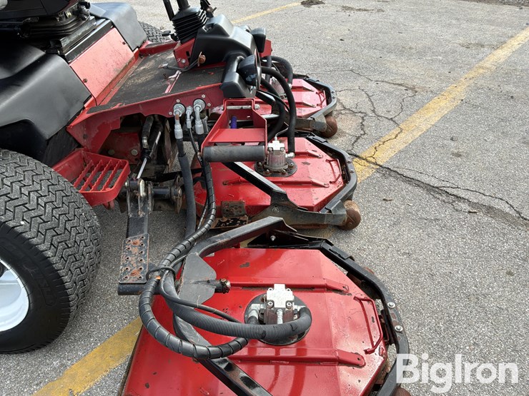 massey-ferguson-730-image-16