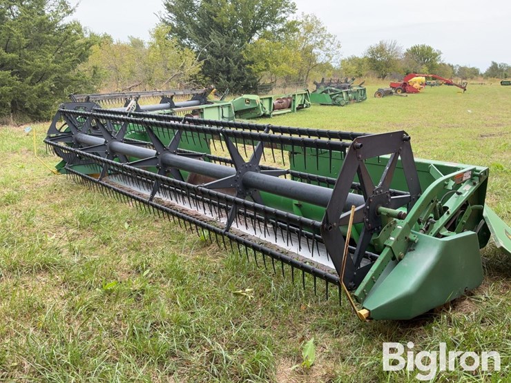 1997-john-deere-920-image-1