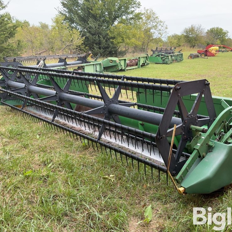 1997 JOHN DEERE 920