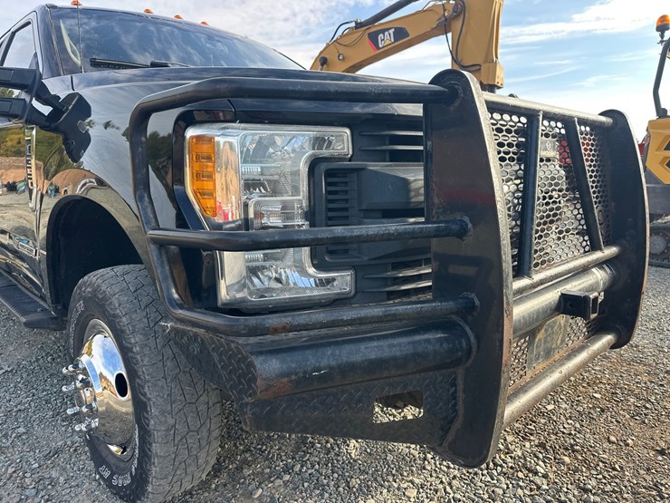 2017-ford-f350-xl-image-12