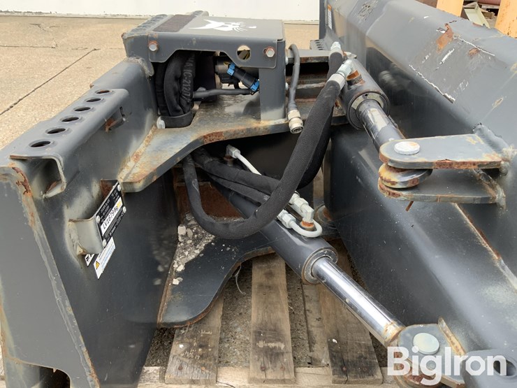 2019-bobcat-80-image-17