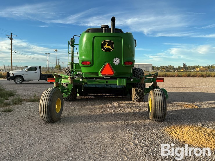 2021-john-deere-w235-image-6