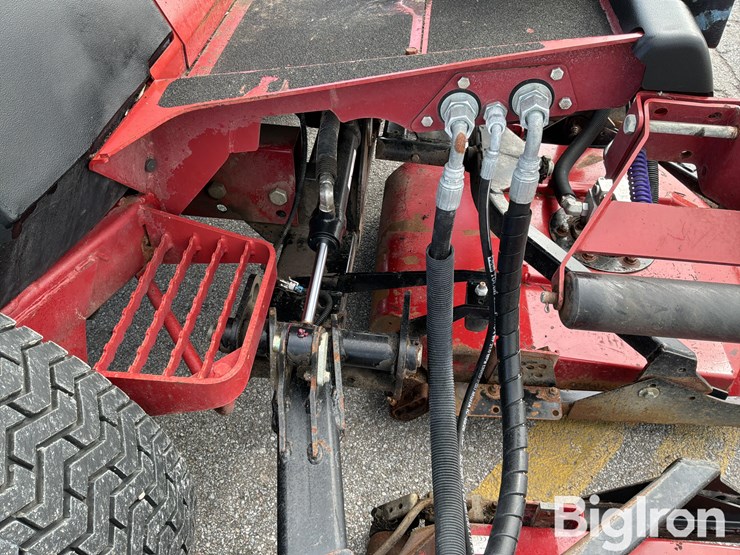 massey-ferguson-730-image-18