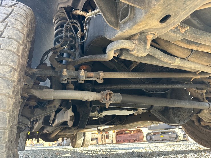 2017-ford-f350-xl-image-56