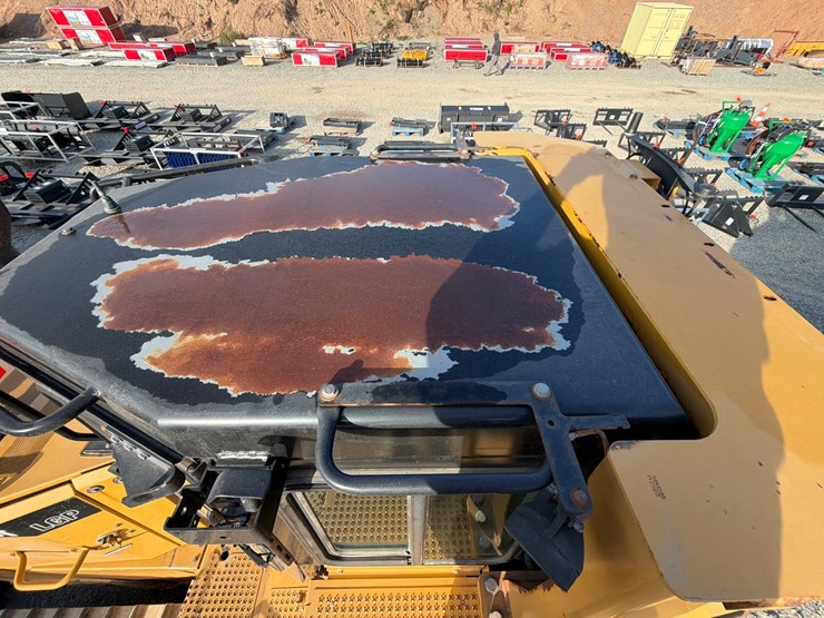 caterpillar-d6t-lgp-image-63