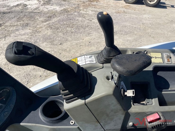 2021-bobcat-e26-image-22