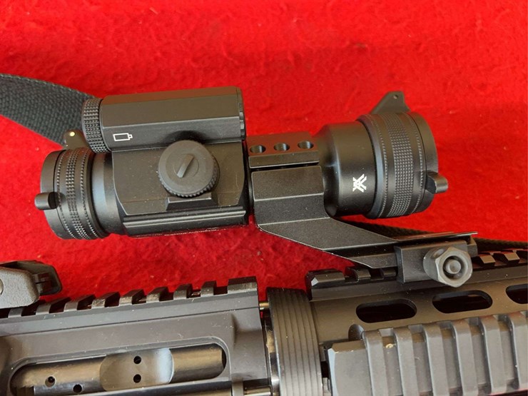spike's-tactical-model-sl-15-.223-semiauto-rifle-image-12