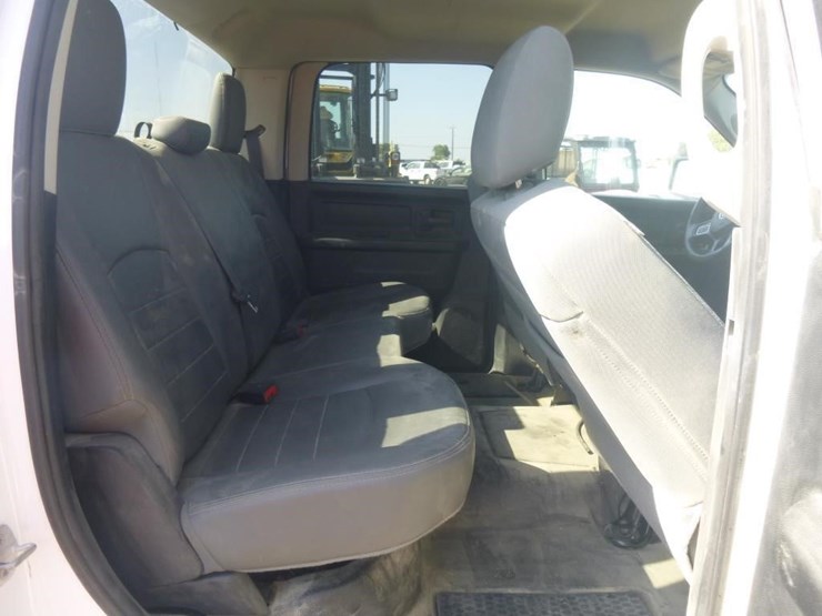 2016-dodge-1500-image-20