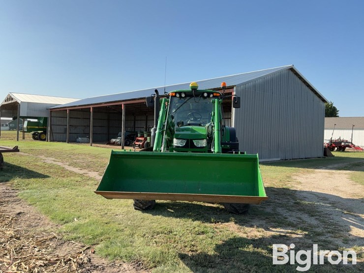 2019-john-deere-6130m-image-2