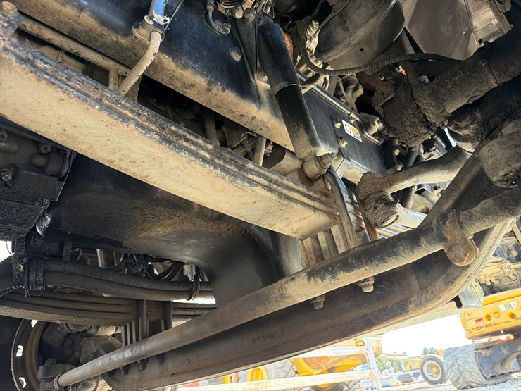 2016-kenworth-t880-image-65