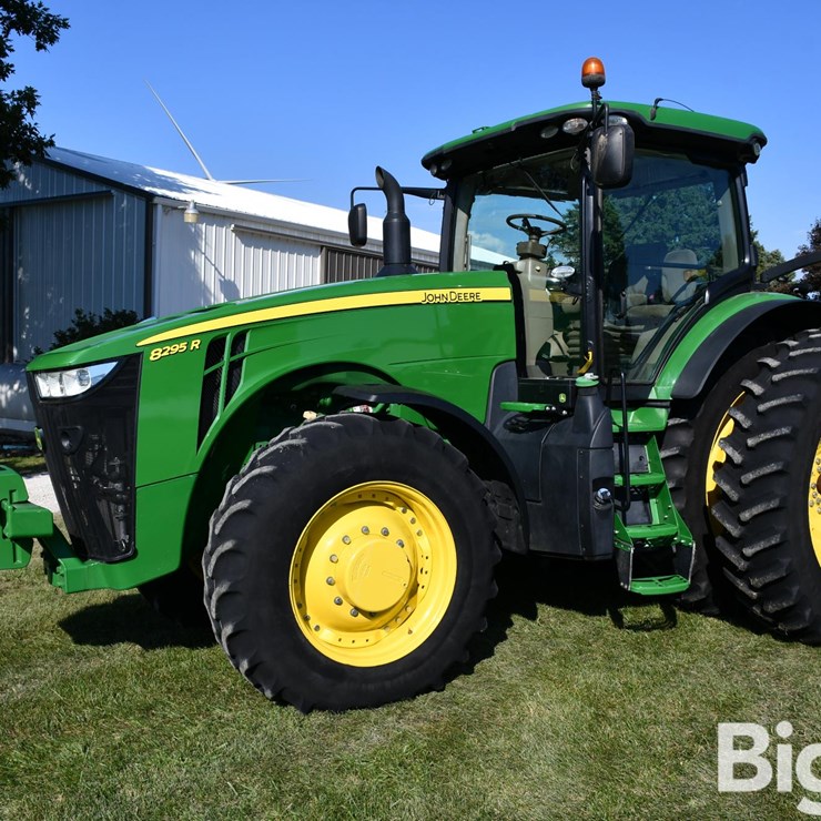 2015 JOHN DEERE R