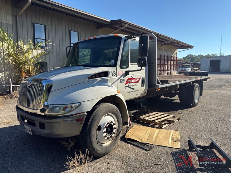 2006-international-durastar-4300-image-4