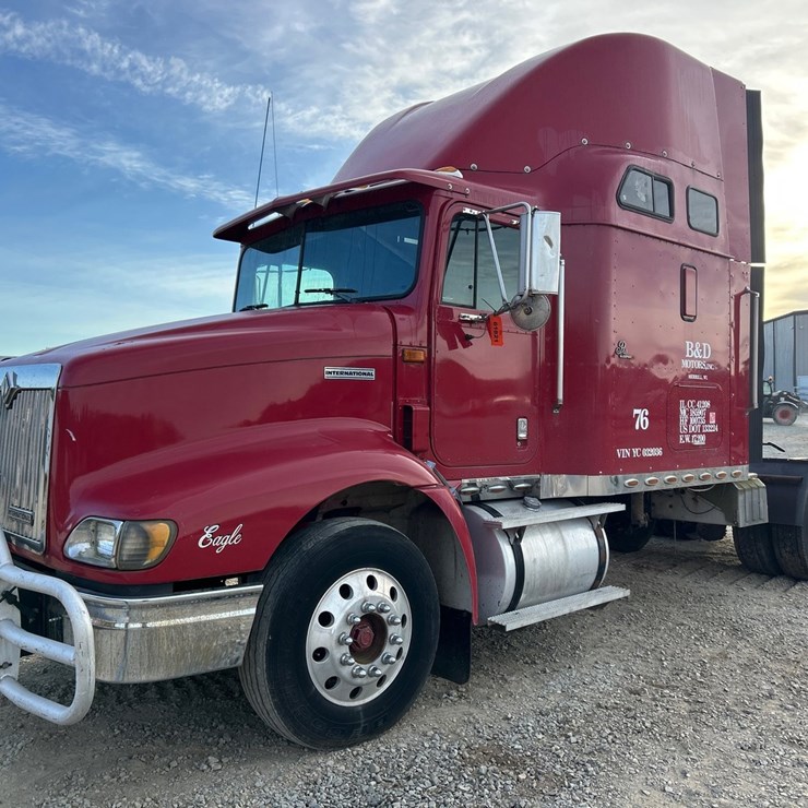 2000 INTERNATIONAL 9200