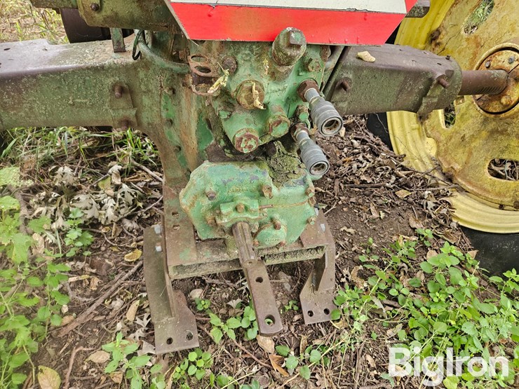 1952-john-deere-60-image-10