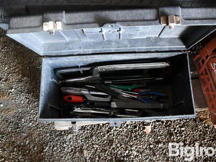 pallet-of-farm-support-image-13