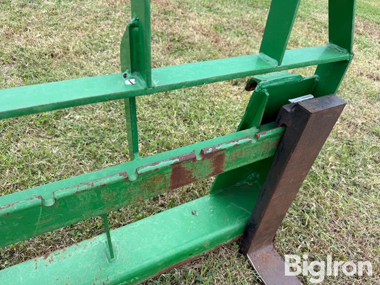 john-deere-200-image-11
