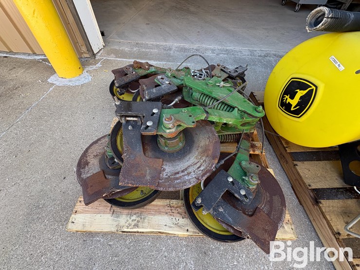 john-deere-7000-image-13