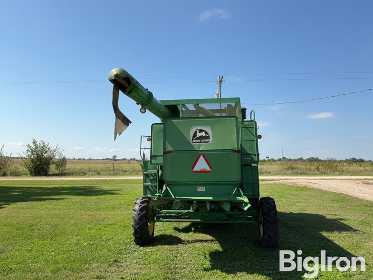1987-john-deere-7720-titan-ii-image-6