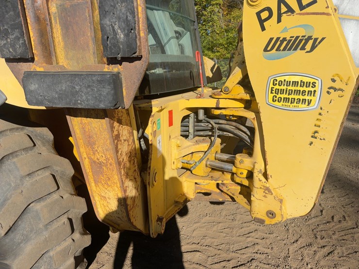 2005-komatsu-wb150aws-2-image-17