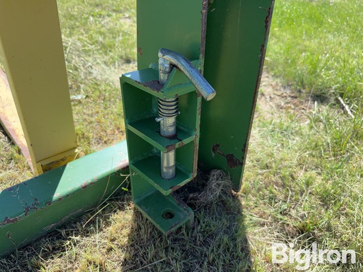 john-deere-740-image-13