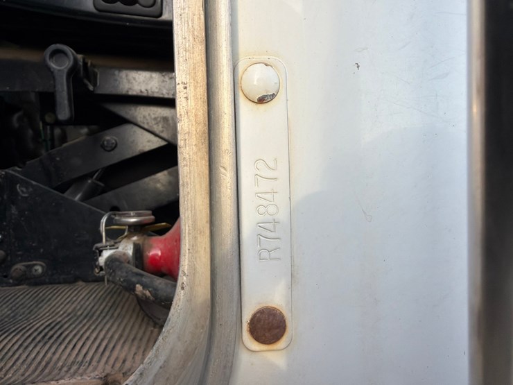 1997-kenworth-t800-image-107
