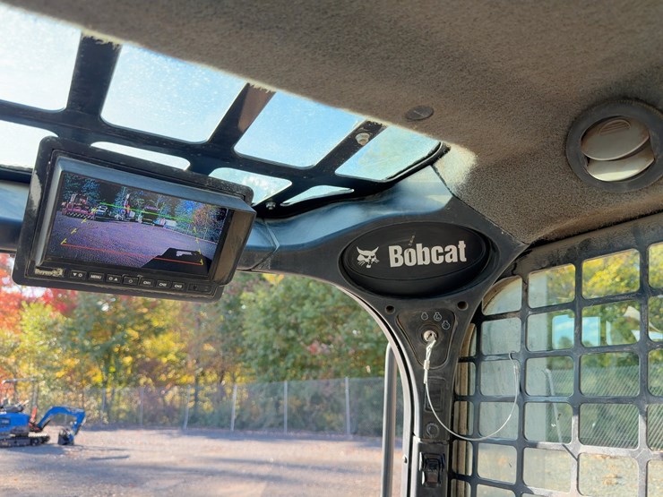 2017-bobcat-s770-image-19