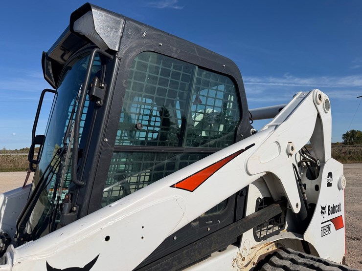 2019-bobcat-t650-image-13