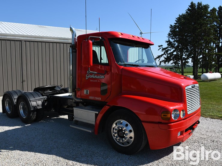 2003-freightliner-cst112-t/a-truck-tractor-image-3