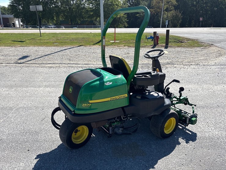 2021-john-deere-2400-image-7