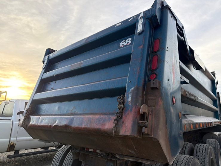 1997-kenworth-t800-image-32