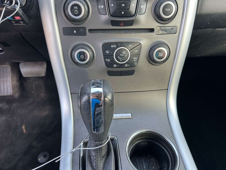 ford-edge-sel-image-16