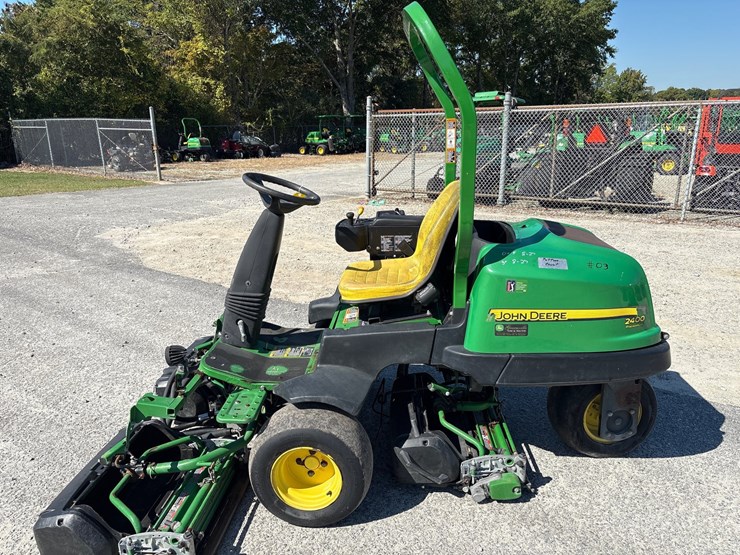 2021-john-deere-2400-image-2