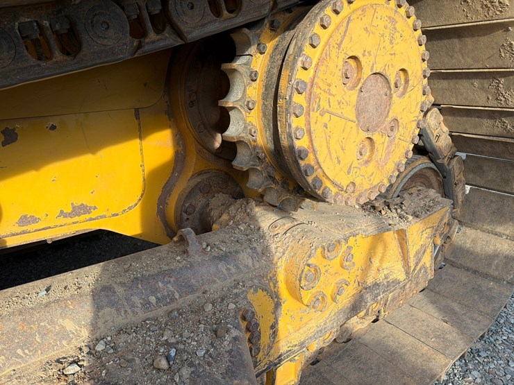 caterpillar-d6t-lgp-image-21