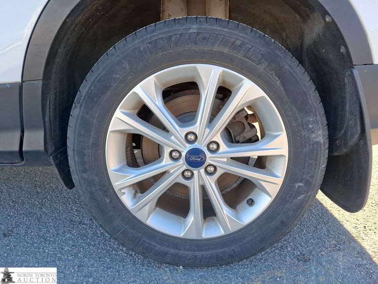 2018-ford-escape-image-17