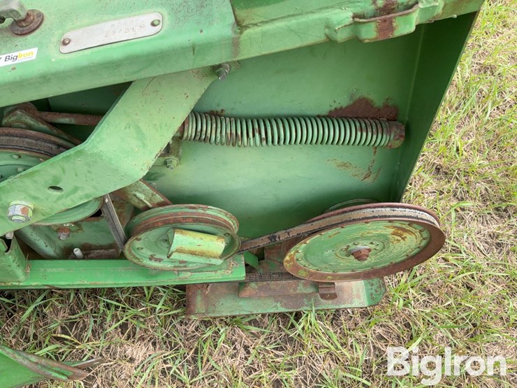 john-deere-16-image-9