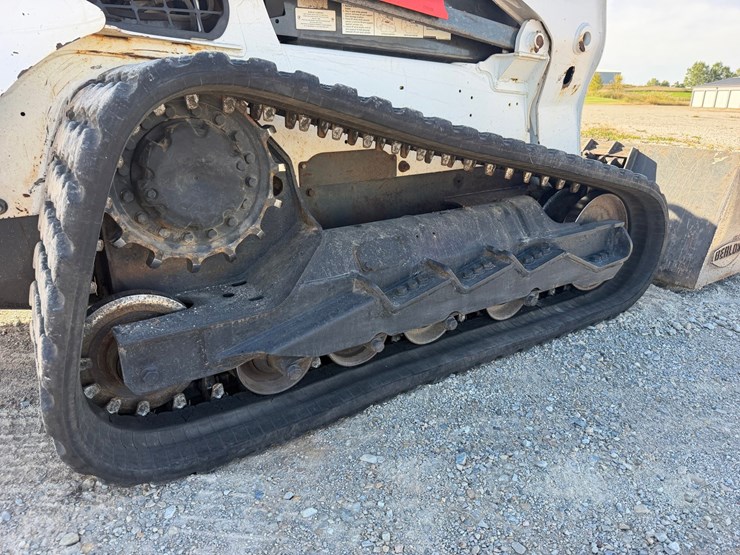 2019-bobcat-t650-image-33