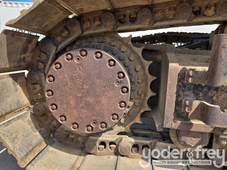 2019-deere-470g-lc-image-22