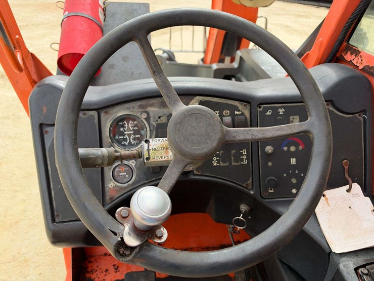 2009-jlg-g10-55a-image-15