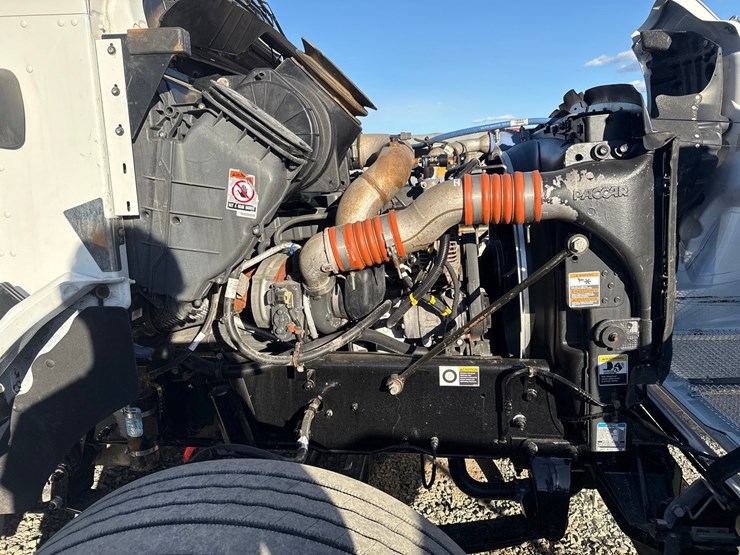 2020-kenworth-t270-image-18