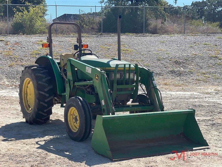 john-deere-5200-image-1