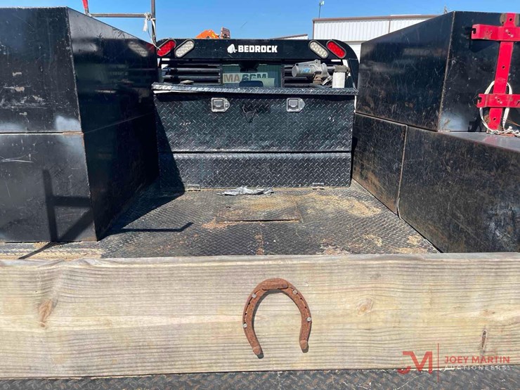 2018-dodge-3500-image-15