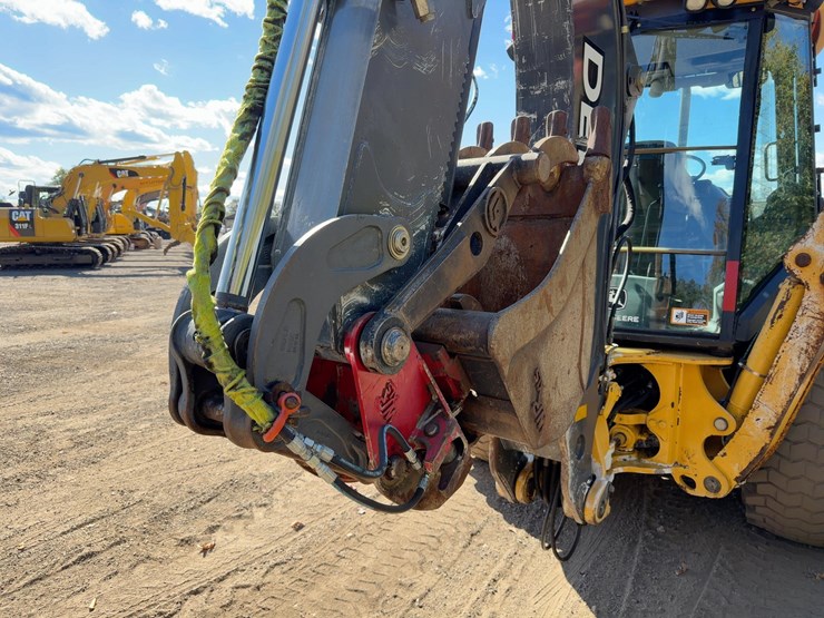2011-deere-410j-image-20
