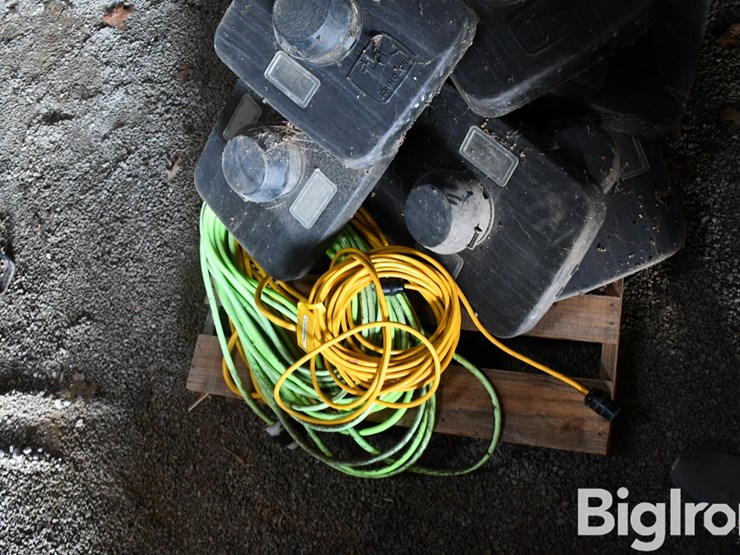 pallet-of-farm-support-image-12